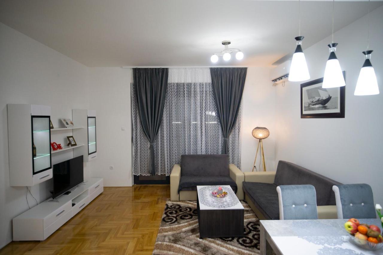 Apartmani Anica تريبينيي المظهر الخارجي الصورة