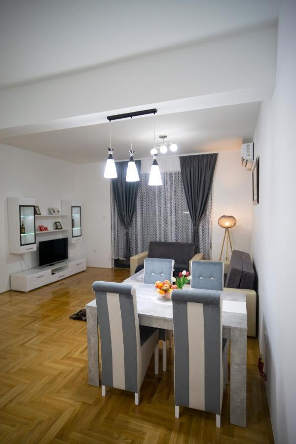 Apartmani Anica تريبينيي المظهر الخارجي الصورة