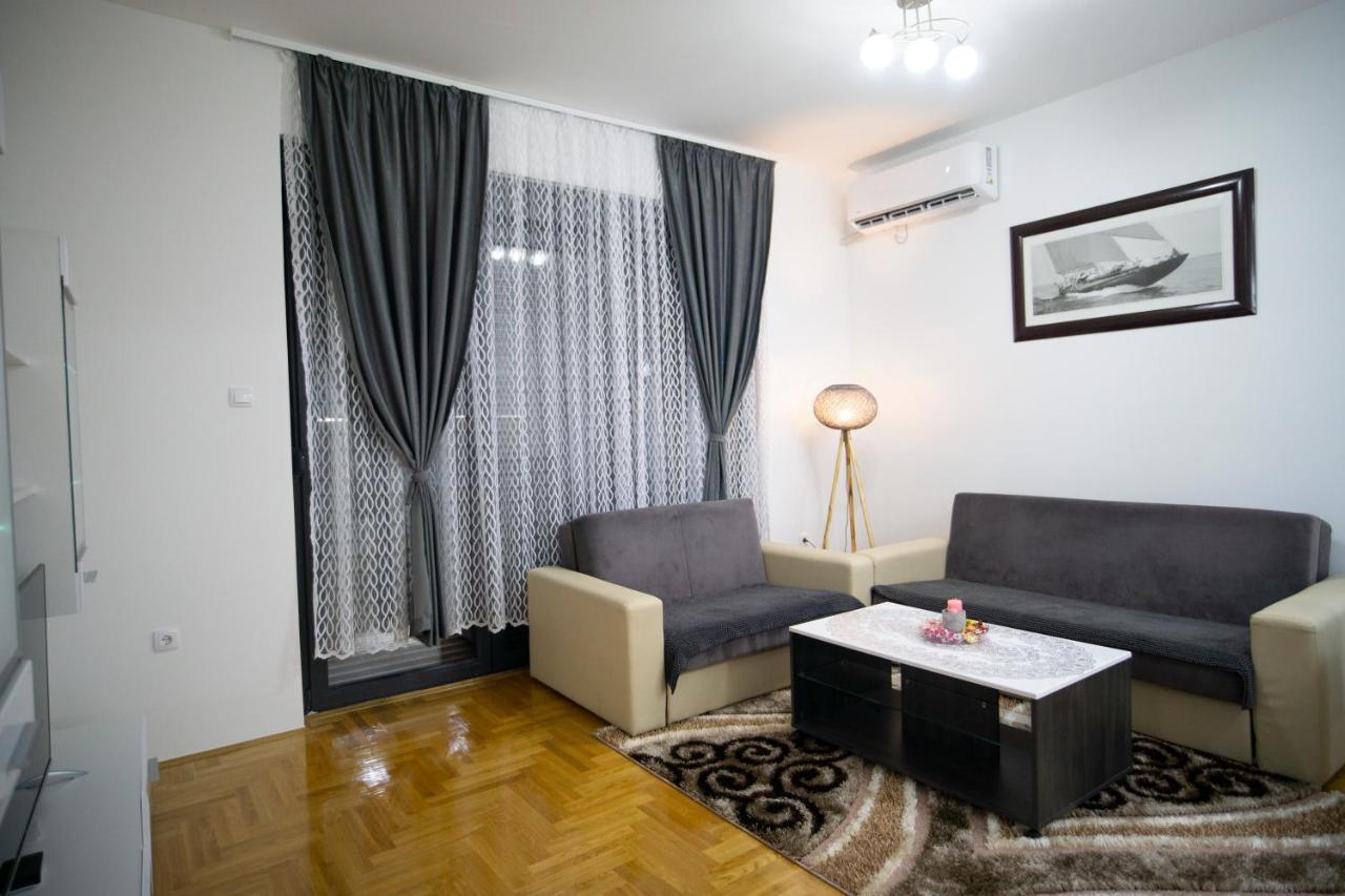 Apartmani Anica تريبينيي المظهر الخارجي الصورة