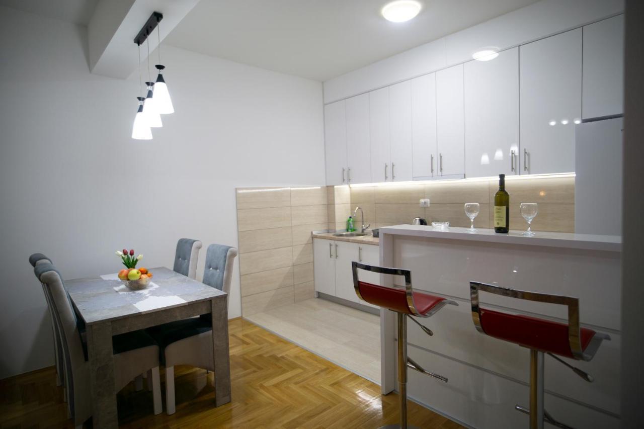 Apartmani Anica تريبينيي المظهر الخارجي الصورة