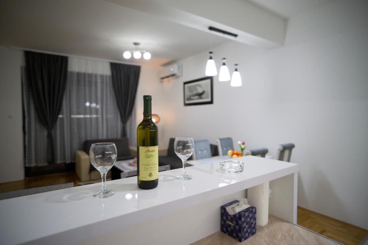 Apartmani Anica تريبينيي المظهر الخارجي الصورة