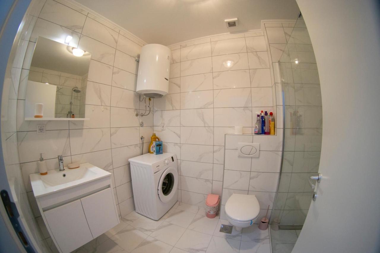 Apartmani Anica تريبينيي المظهر الخارجي الصورة